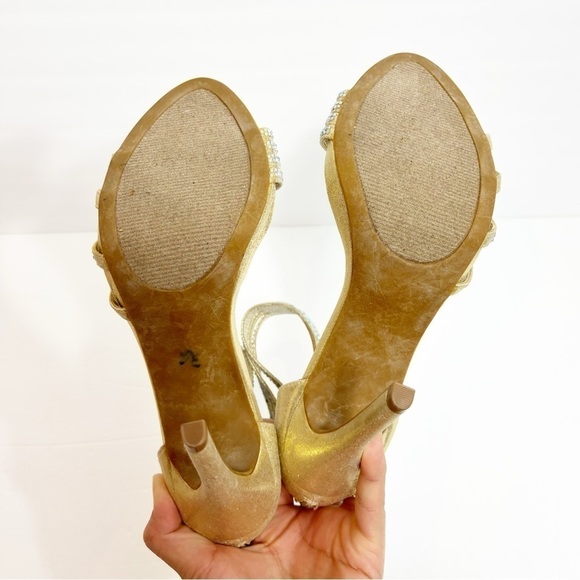 Steve Madden Gold Shiny Women Heels Size 9 Brand New No Box - Picture 5 of 8